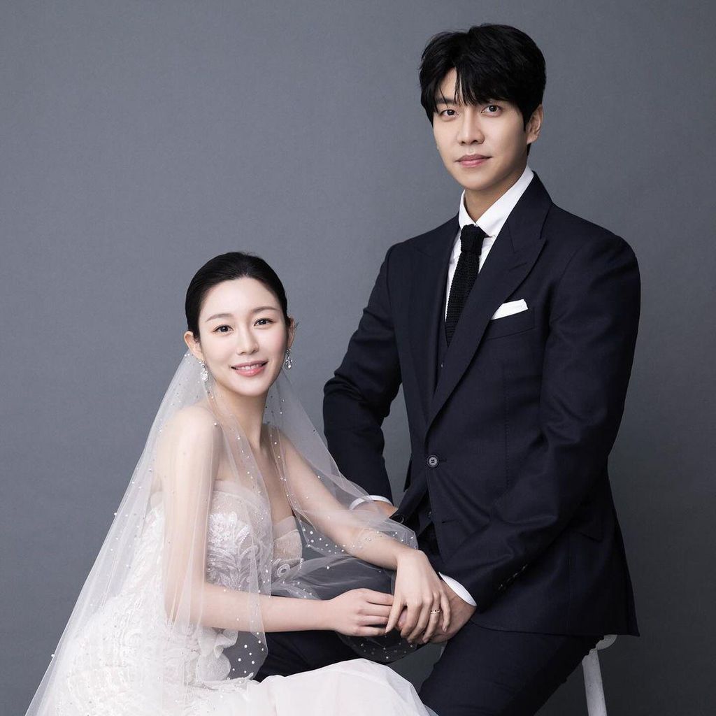 Lee Seung Gi dan Lee Da In Resmi Jadi Bapak-Ibu Dua Anak